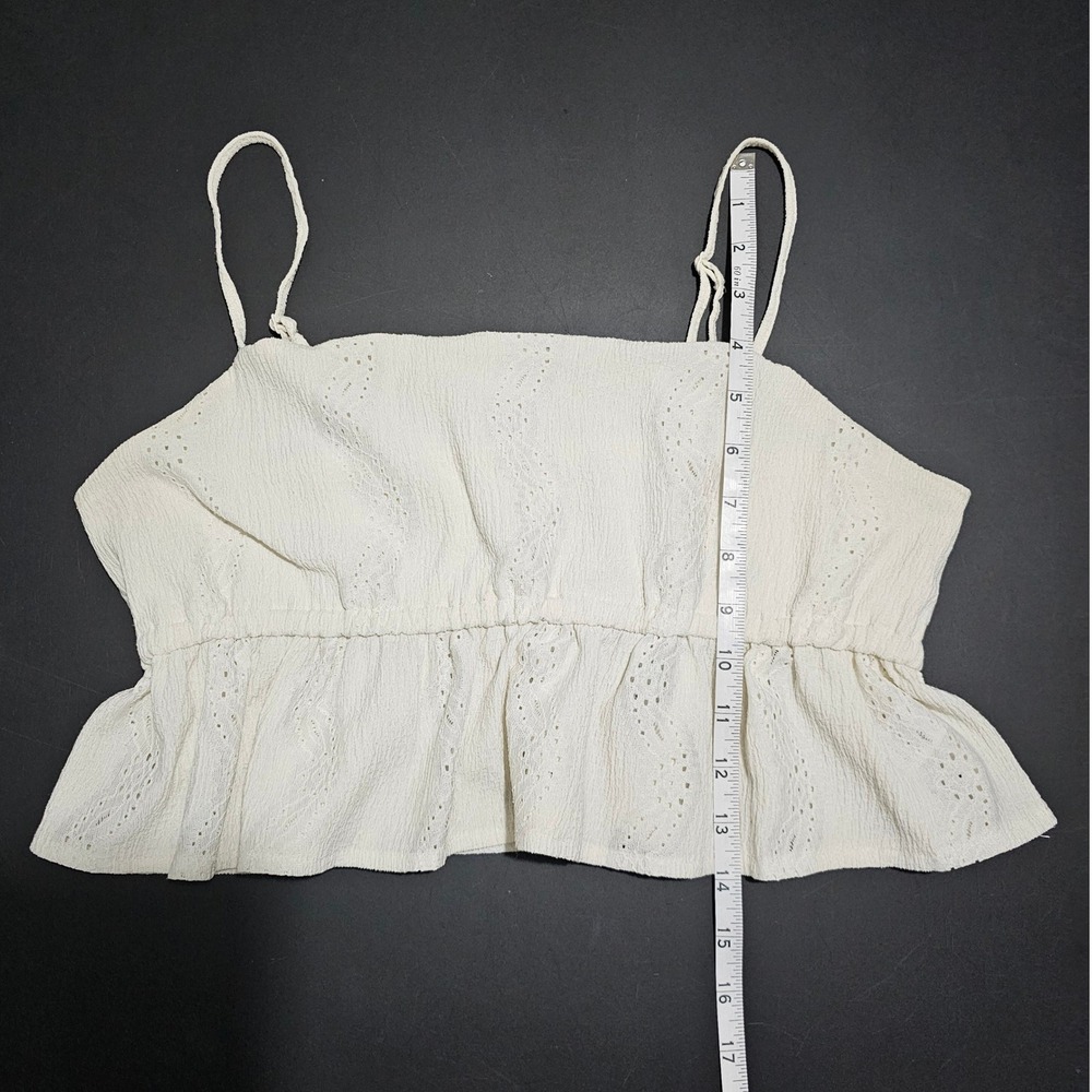 Ardene Crop Top L Womens Cream Eyelet Peplum Cottage Coastal Coquette Boho Beach - Picture 7 of 9